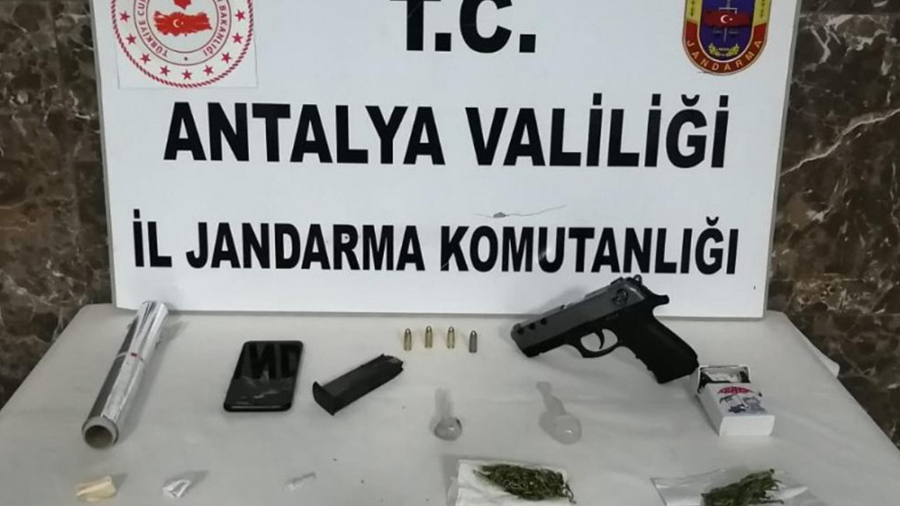 Antalya'da operasyon: 2 gözaltı