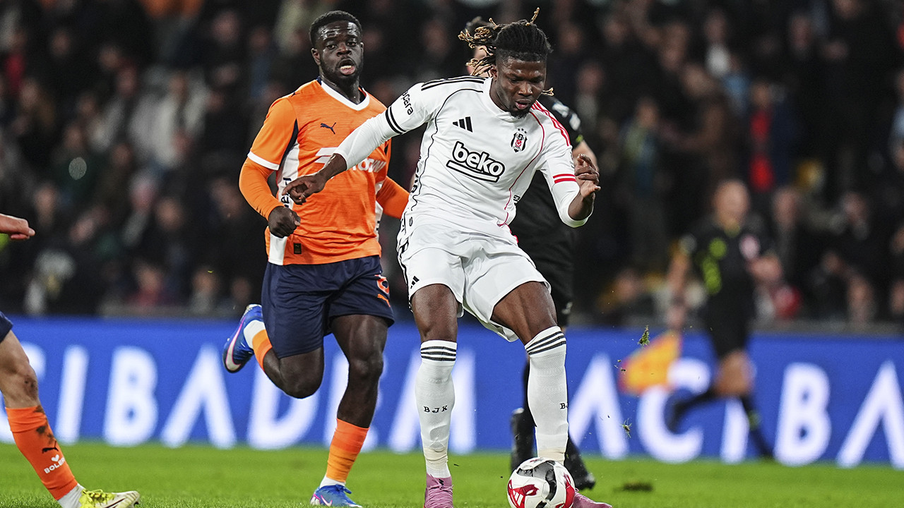 Beşiktaş El Bilal Toure'nin sakatlığını açıkladı: Derbide forma giyemeyecek