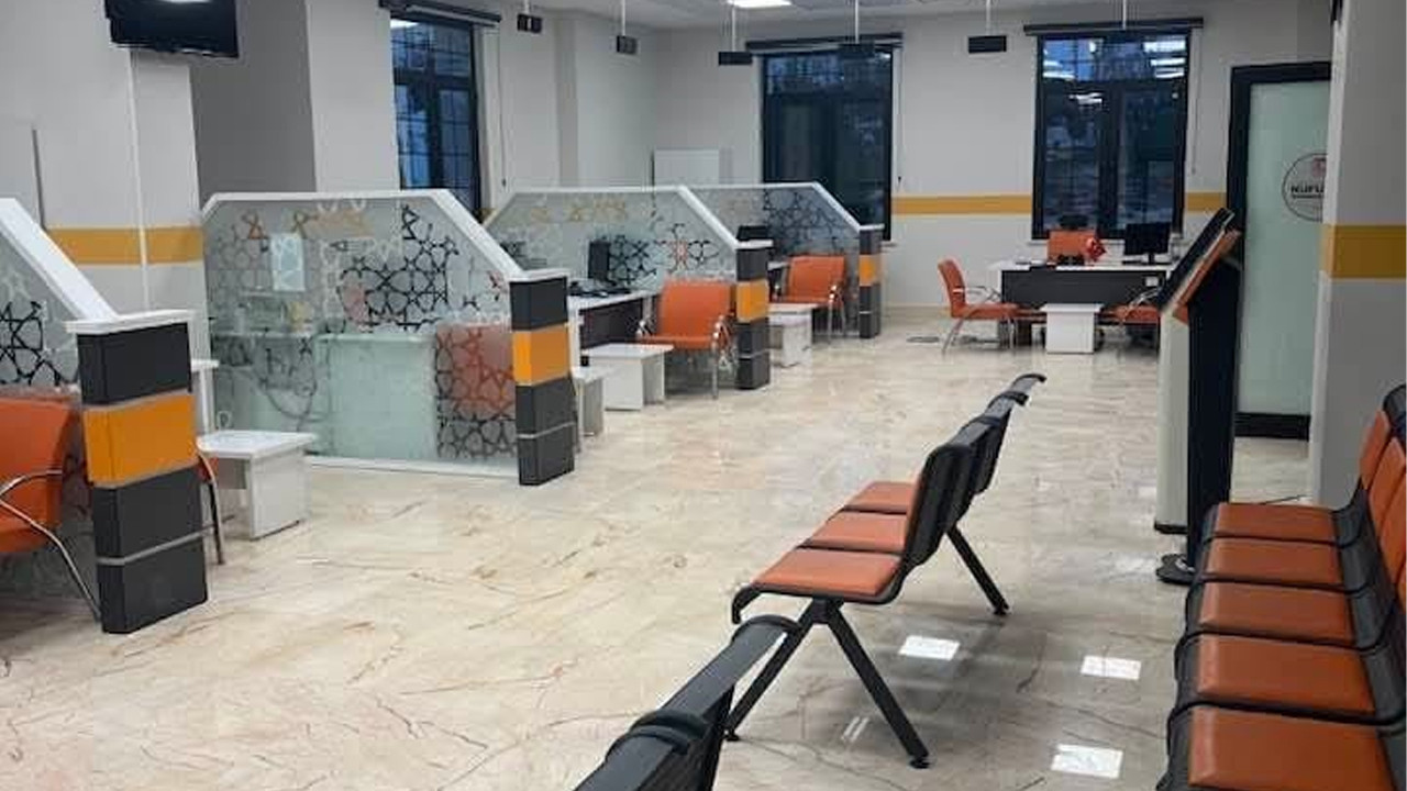 Bilecik'te Nüfus Müdürlüğü yeni hizmet binasına taşındı