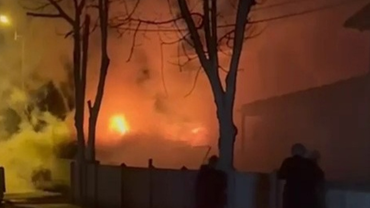 Düzce'de müştemilatta çıkan yangın endişe yarattı