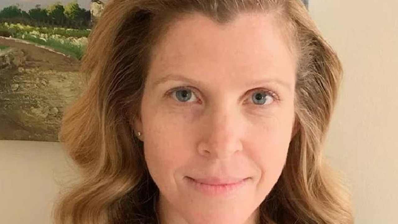 Emmy Ödüllü yapımcı Atina’da ölü bulundu: Şüpheli izler soruşturmayı derinleştirdi