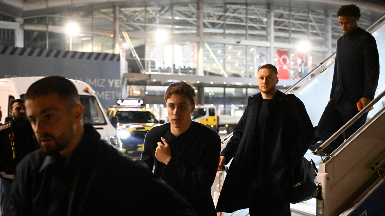 Juventus Galatasaray maçı için İstanbul'a geldi: Kenan Yıldız'a sevgi seli