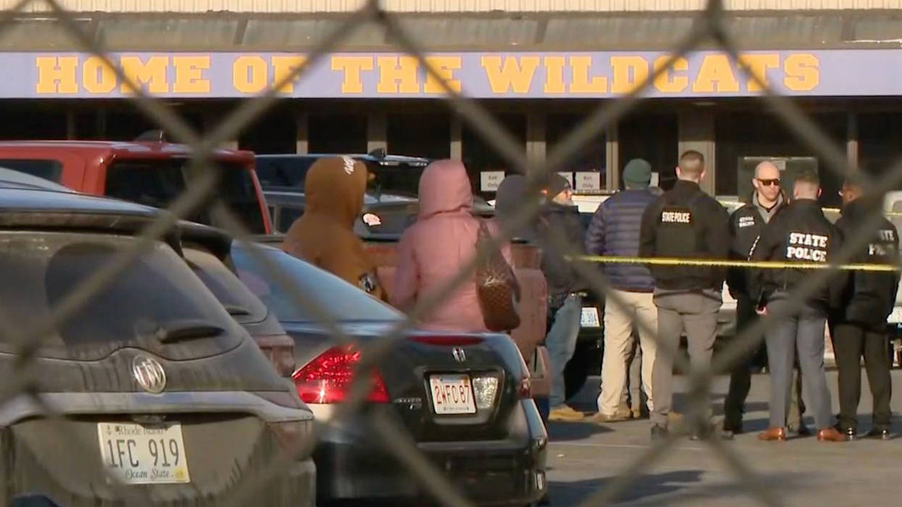 ABD’de buz hokeyi maçında silahlı saldırı: Ölü ve yaralılar var