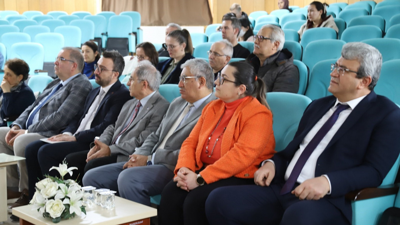 Aksaray’ın küresel turizm vizyonu UNESCO panelinde masaya yatırıldı