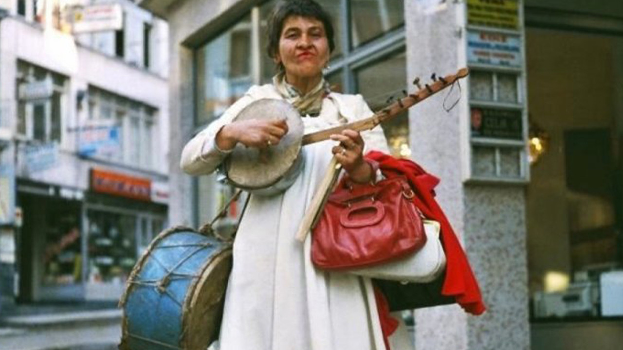 Bursa’nın simge ismi Ayten Şenocak (Deli Ayten) kimdir?