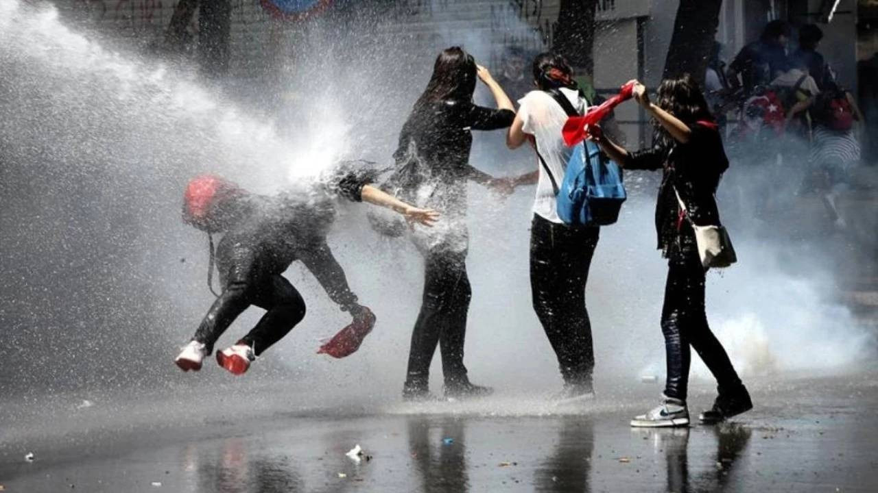 AYM’den Gezi Parkı kararı: Tazyikli suyla yaralanan kadına 150 bin lira tazminat