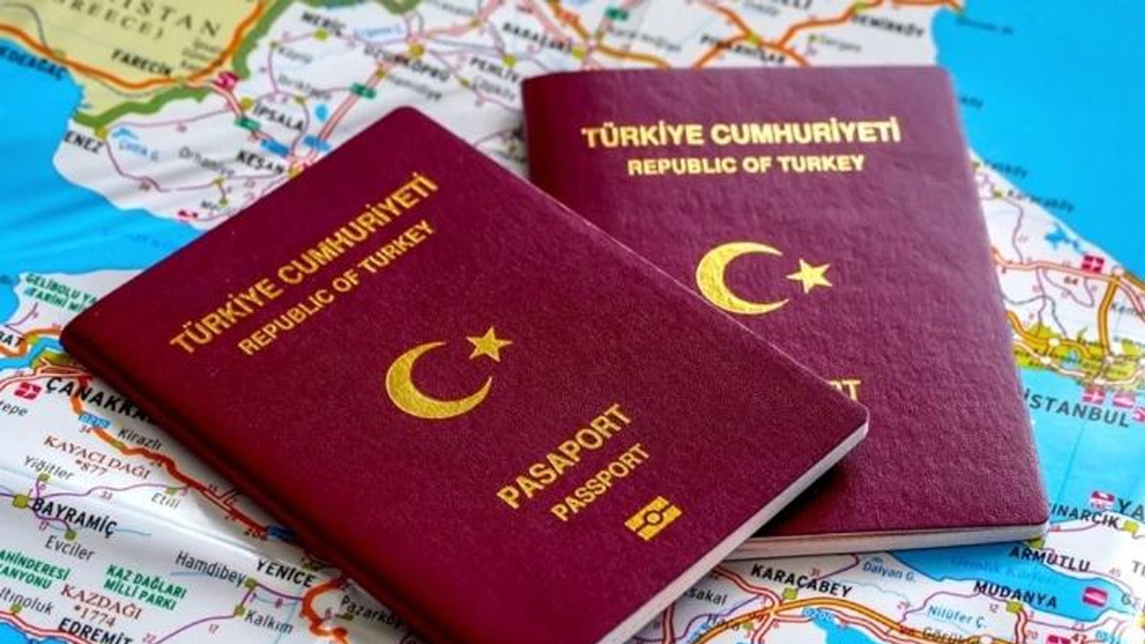 İş insanları vize bile alamıyor: Pasaportun itibarı yerlerde