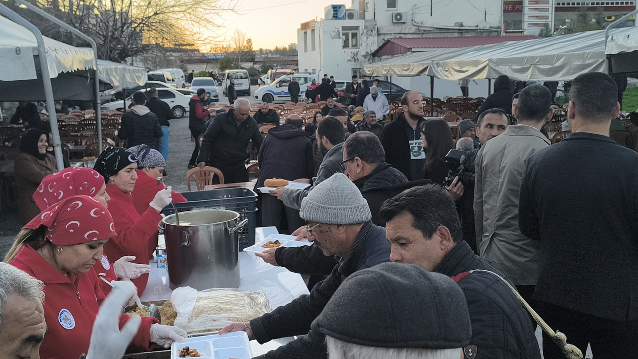 Bir vatandaş acı gerçeği belediye iftarında haykırdı