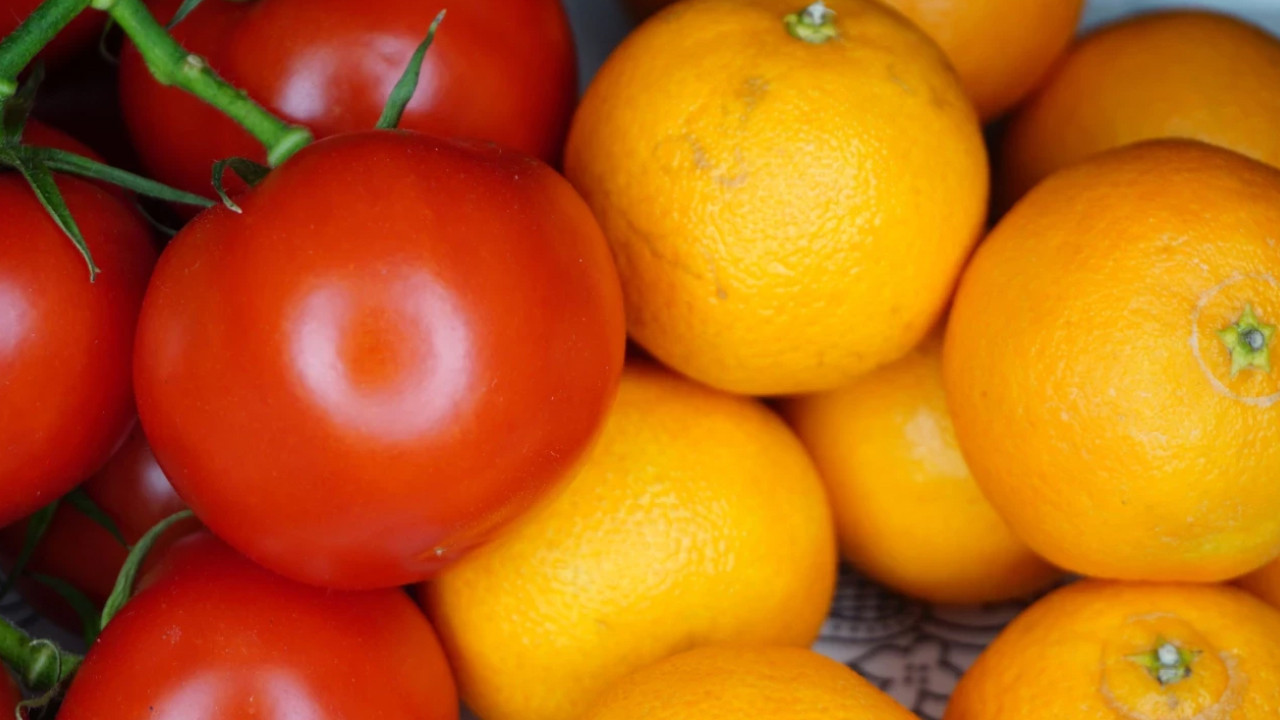 İstanbul'un meyve-sebze tercihi netleşti: Ocakta en çok mandalina ve domates tüketildi