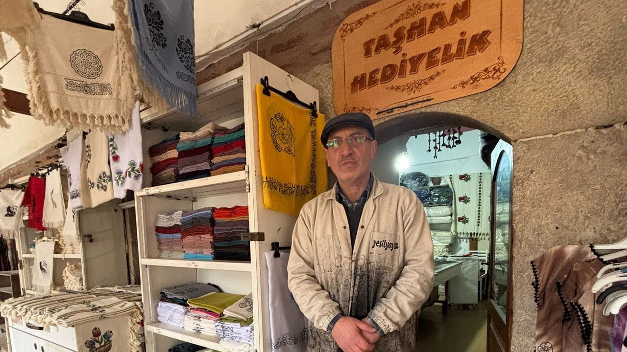 Yarım asırlık el emeği Tokat Taşhan’da yaşıyor: Son ustalardan Ali Yeşilyayla zamana direniyor