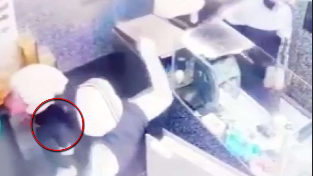 Kuyumcu çalışanına Biber Gazlı tekmeli işkence: Gaziantep'te 1 kilo altını alıp kaçtılar