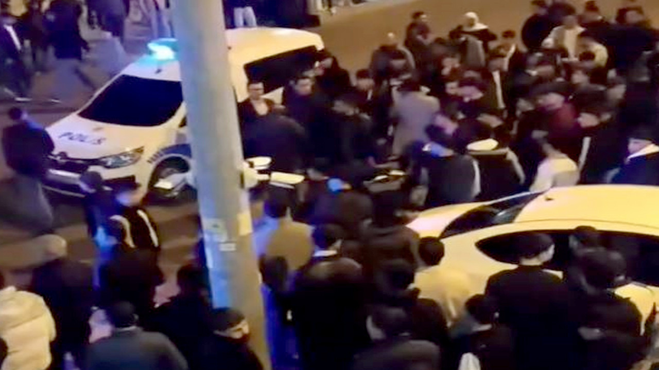 Mardin’de iftar sonra meydan savaşı: Tekme, kova ve fırça: 3 yaralı