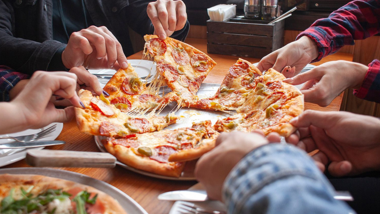 Yanık pizzayı şikayet etti: Dava tehdidi aldı