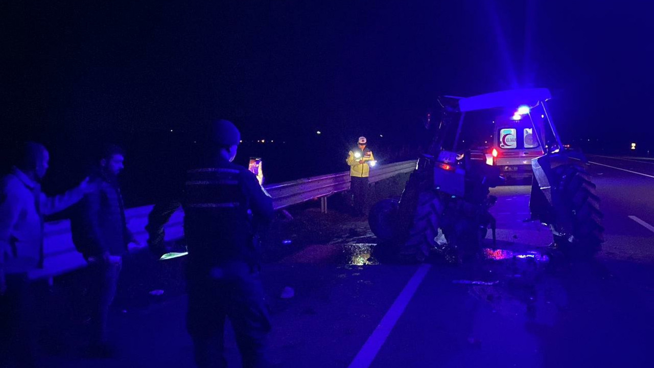 Gözlerine inanamadılar: İkiye bölünen traktörden sağ çıktılar: Ceyda’da korkunç kaza