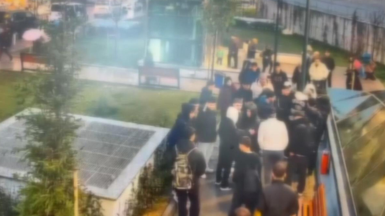 Küçük çocuğu kurtarmak istedi 6 yerinden bıçaklandı