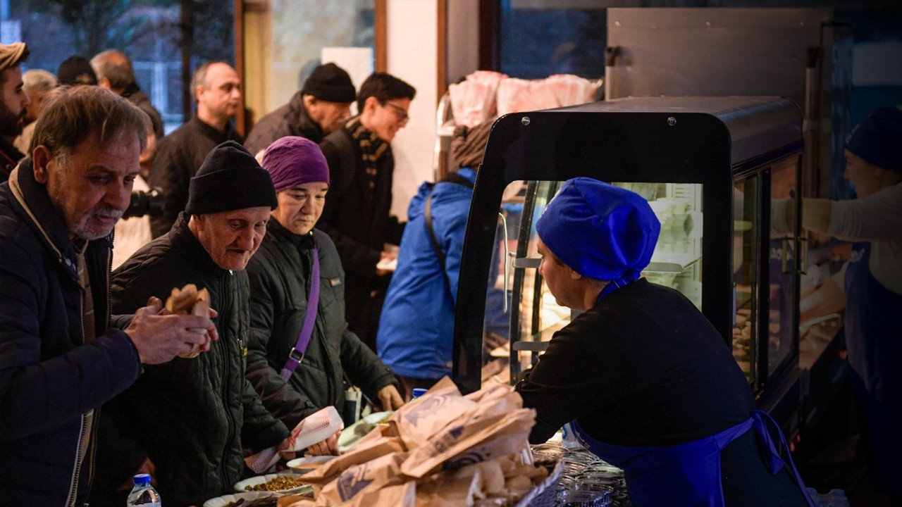 İzmir’den güzel haber: Kent Lokantaları ücretsiz iftar sofraları için açıldı