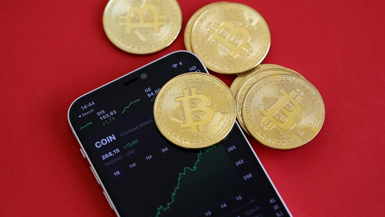 Kripto piyasasında 1 trilyon dolarlık erime: Bitcoin neden kan kaybediyor?