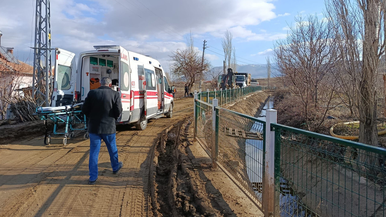 Malatya'da altyapı çalışmasında göçük: 2 işçi toprak altında kaldı