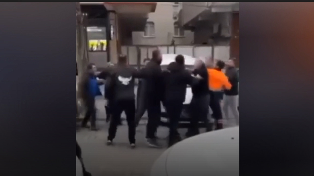 Pide için park yeri kavgası: Tekmeler ve yumruklar konuştu