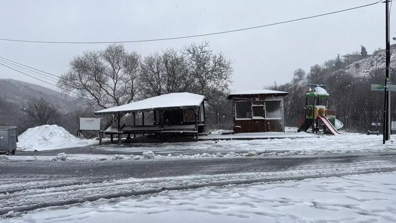 Tekirdağ’ın yüksek kesimleri karla kaplandı