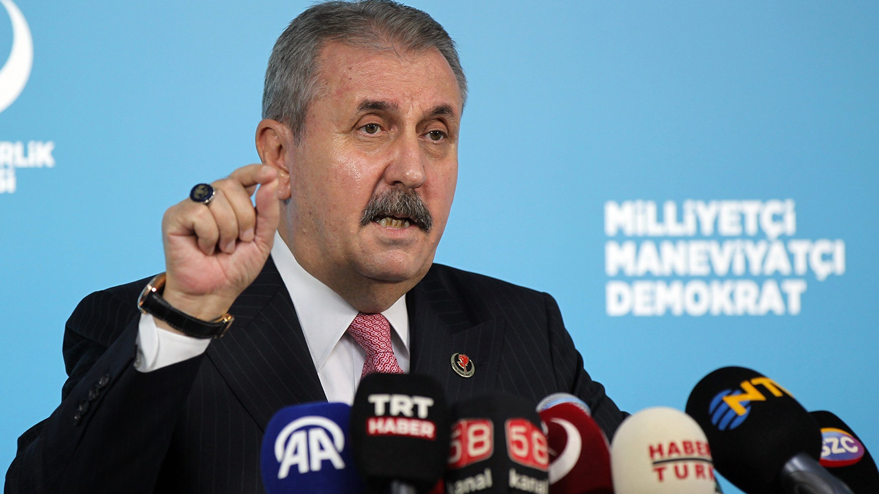 BBP lideri Mustafa Destici resti çekti: Anayasa konusunda net konuştu