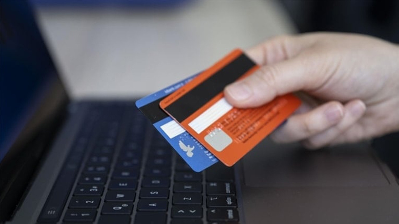 Kredi kartlarında Ocak artışı