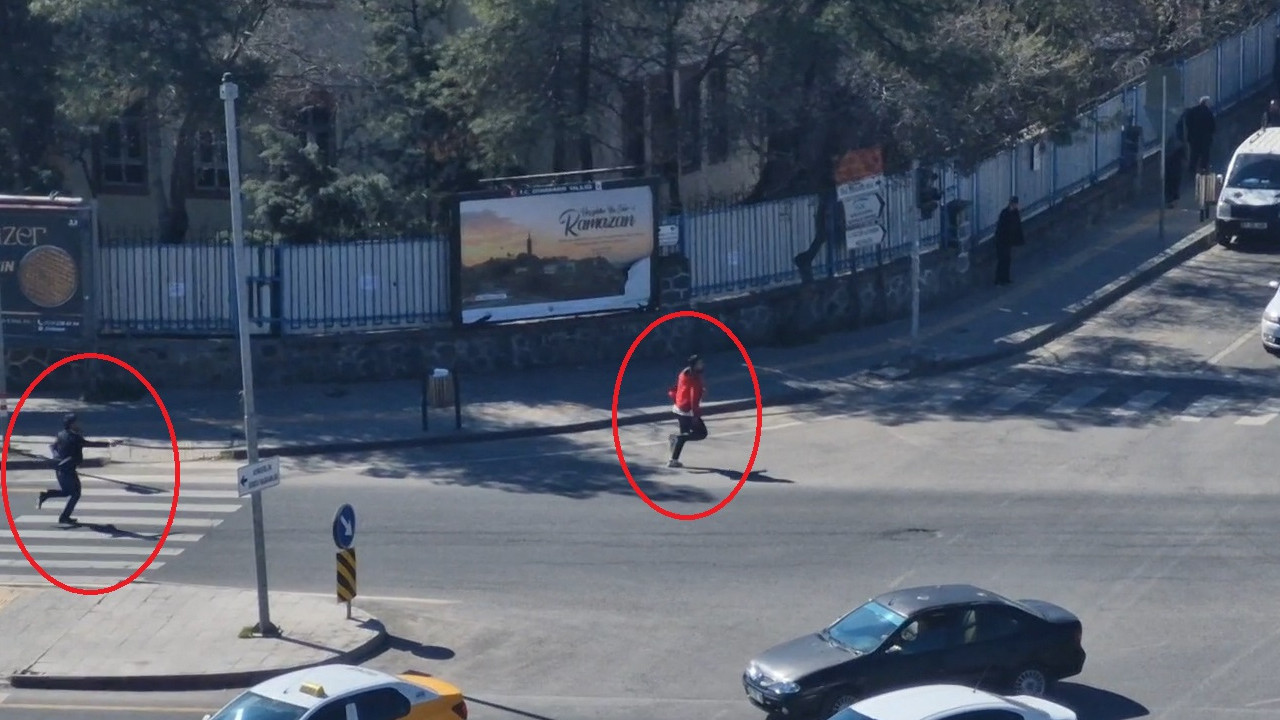 Elinde silahla metrelerce kovaladı: Kurşunlar havada uçuştu: Polis şimdi her yerde onu arıyor