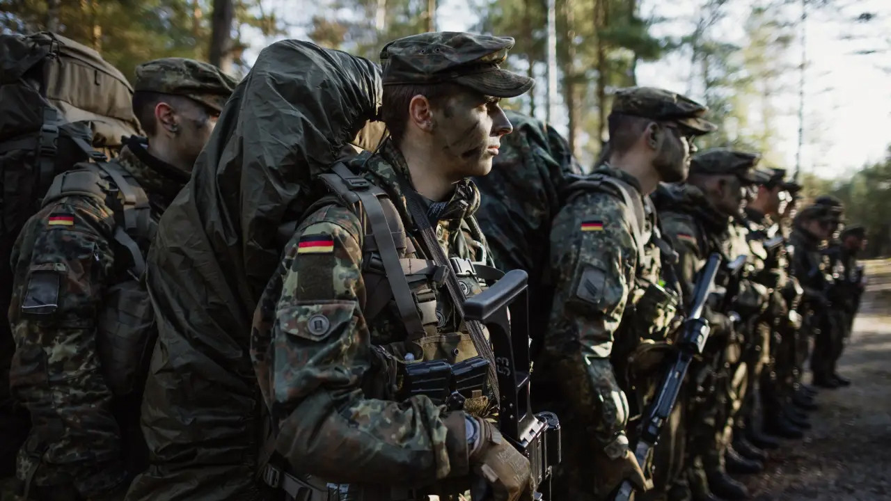 Alman gençlerini savaş korkusu sardı: Geleceği karanlık görüyorlar