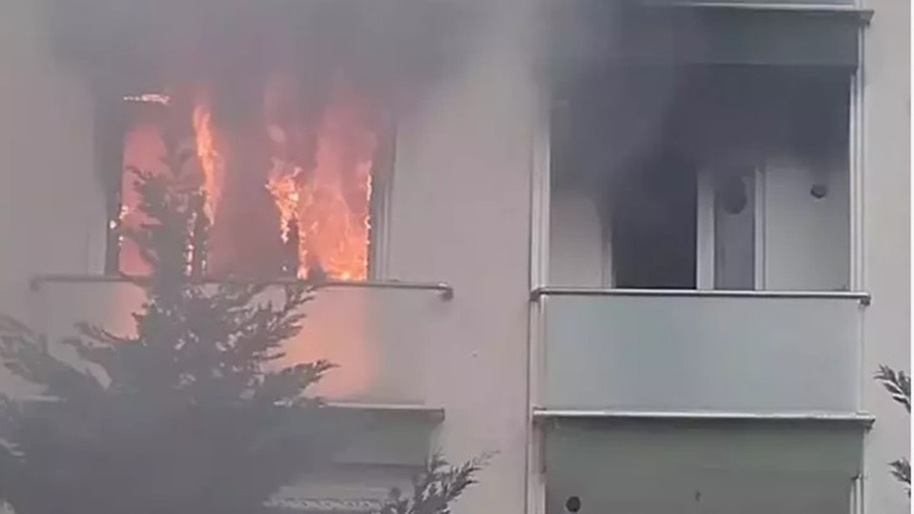 Maltepe'de yangın: Mahsur kalan 4 kişi son anda kurtartıldı