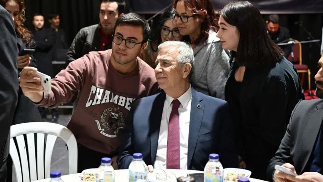 Mansur Yavaş'tan gençlerle iftarda buluştu: Gençlerin sesi bizim için çok kıymetli