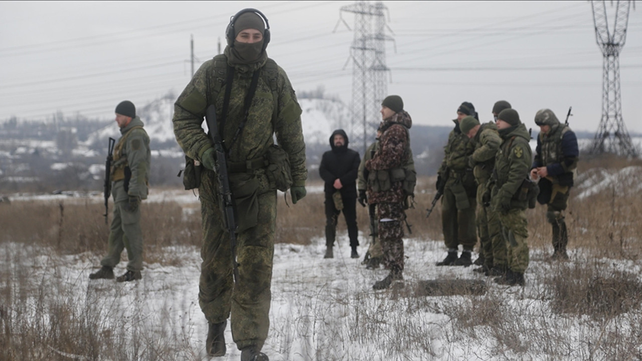 Rusya, Ukrayna’da bir yerleşim birimini ele geçirdi
