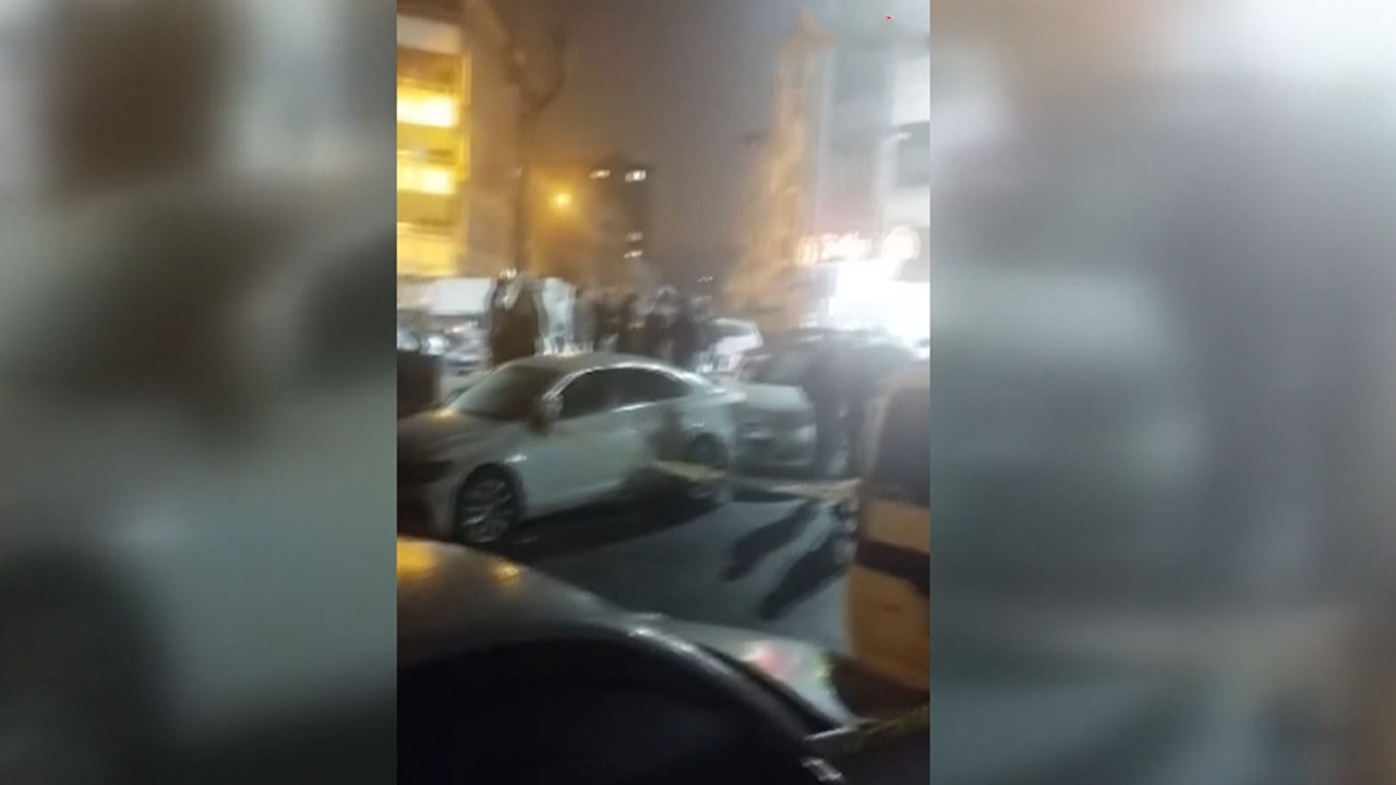 İstanbul'da sokak ortasında korku dolu anlar: Önce tartıştı sonra bıçakladı