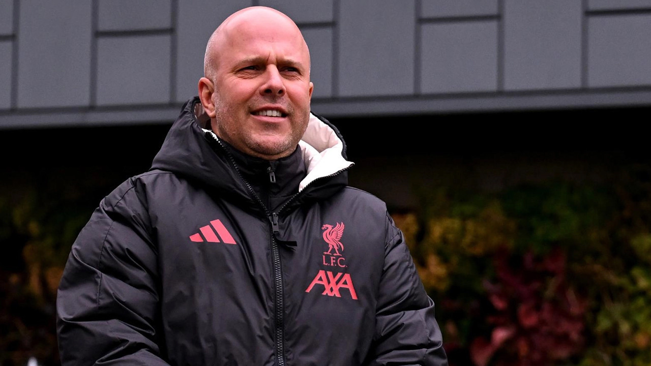 Liverpool Teknik Direktörü Arne Slot Galatasaray eşleşmesini değerlendirdi