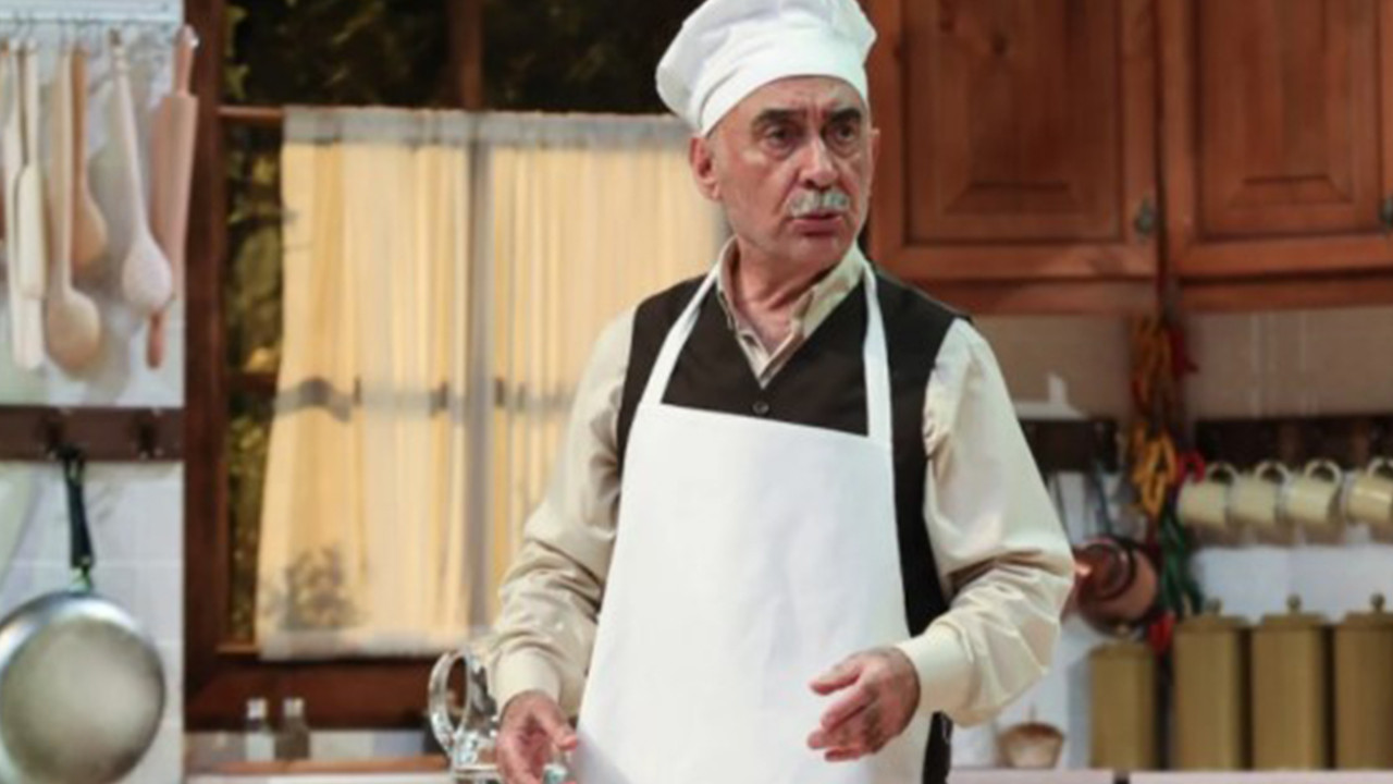 Şener Şen tiyatro sahnesine geri dönüyor