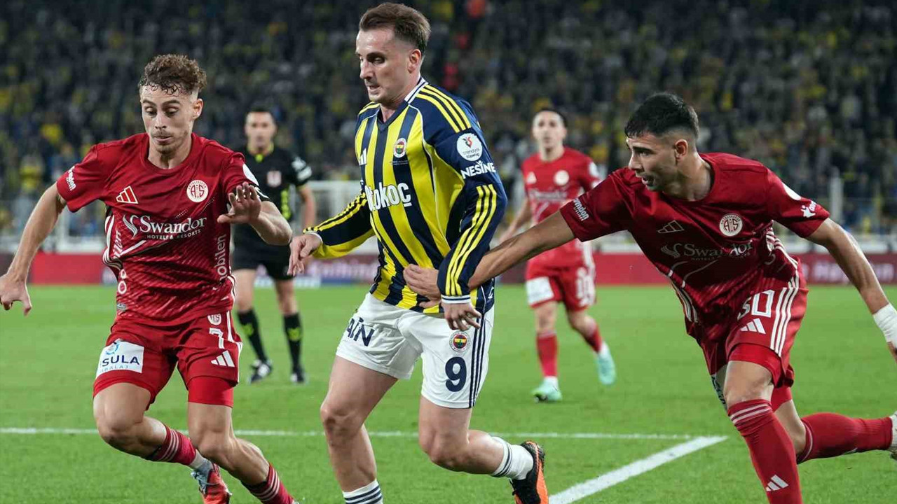 Fenerbahçe, Antalyaspor ile Süper Lig’de 60. randevuda karşılaşacak