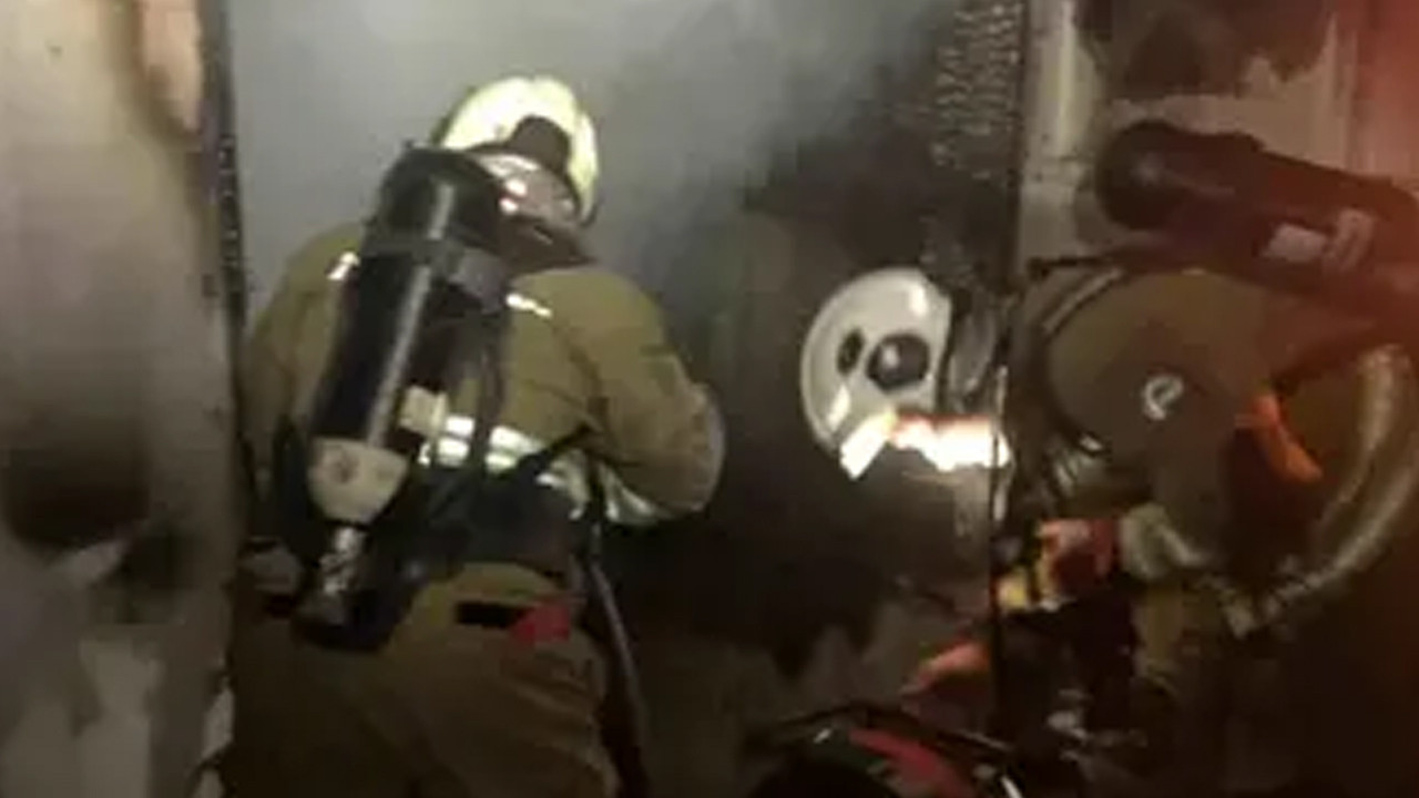 İskenderun’da ev yangını büyümeden söndürüldü