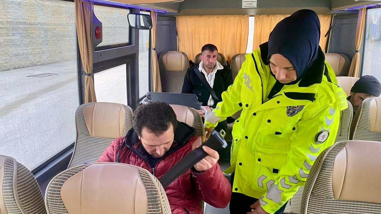 Emniyet kemeri takmanın hayati önemini hatırlattılar