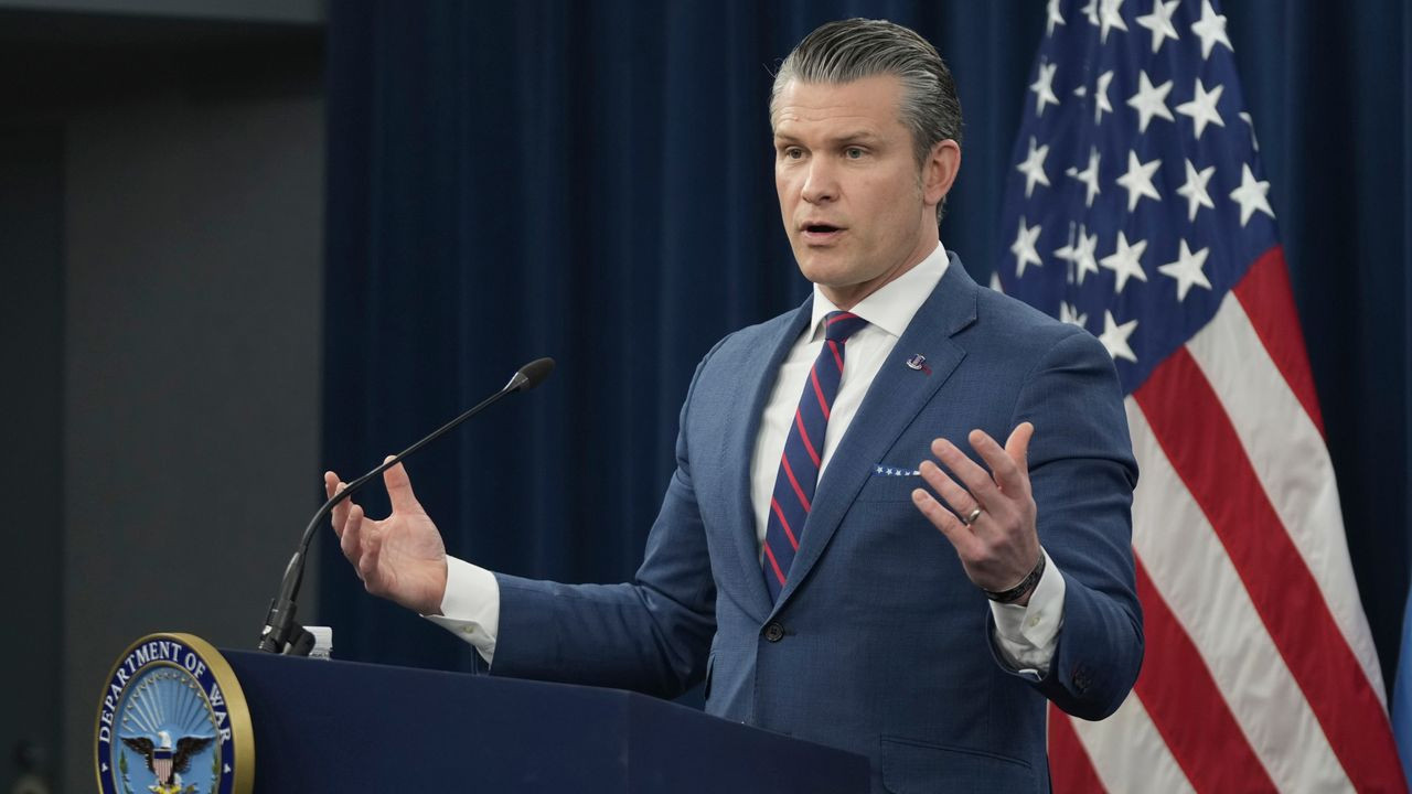 ABD Savaş Bakanı İran’da kullanacakları bombayı açıkladı