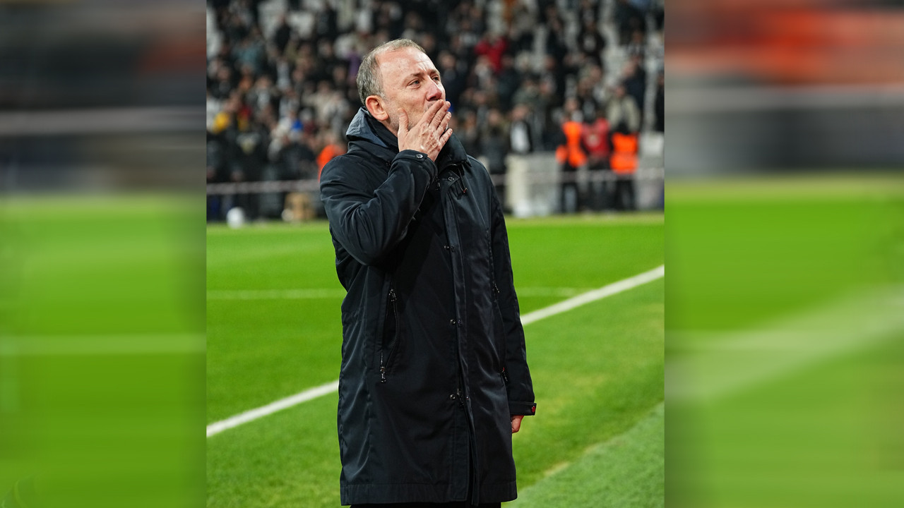 Beşiktaş taraftarından Galatasaray derbisi öncesi takıma büyük destek