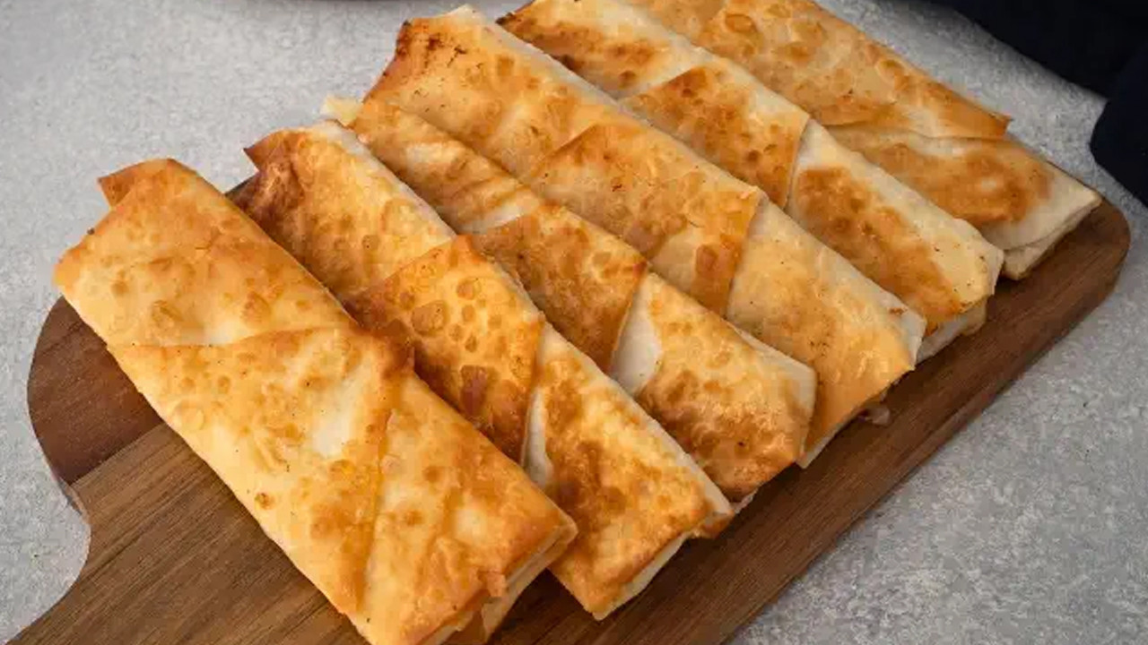 Çıtır çıtır pastırmalı paçanga böreği