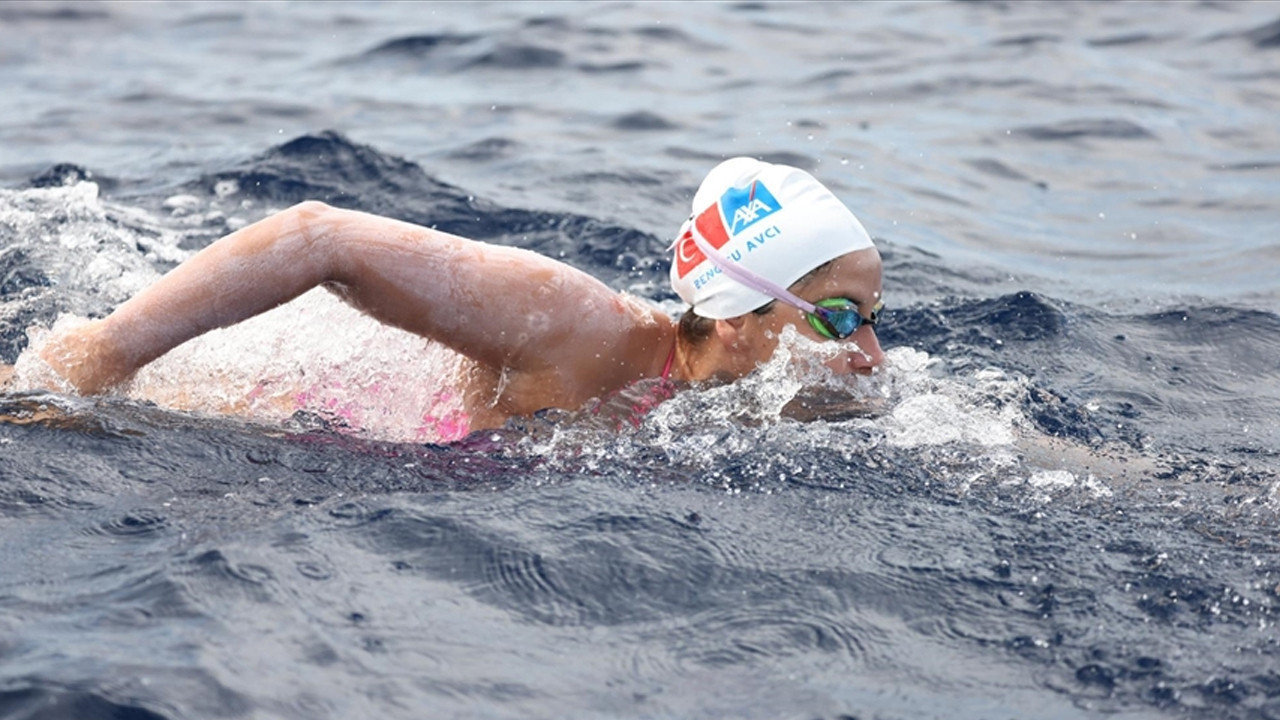 Dünya Kış Yüzme Şampiyonası’nda Türk rekoru: Bengisu Avcı’dan altın madalya