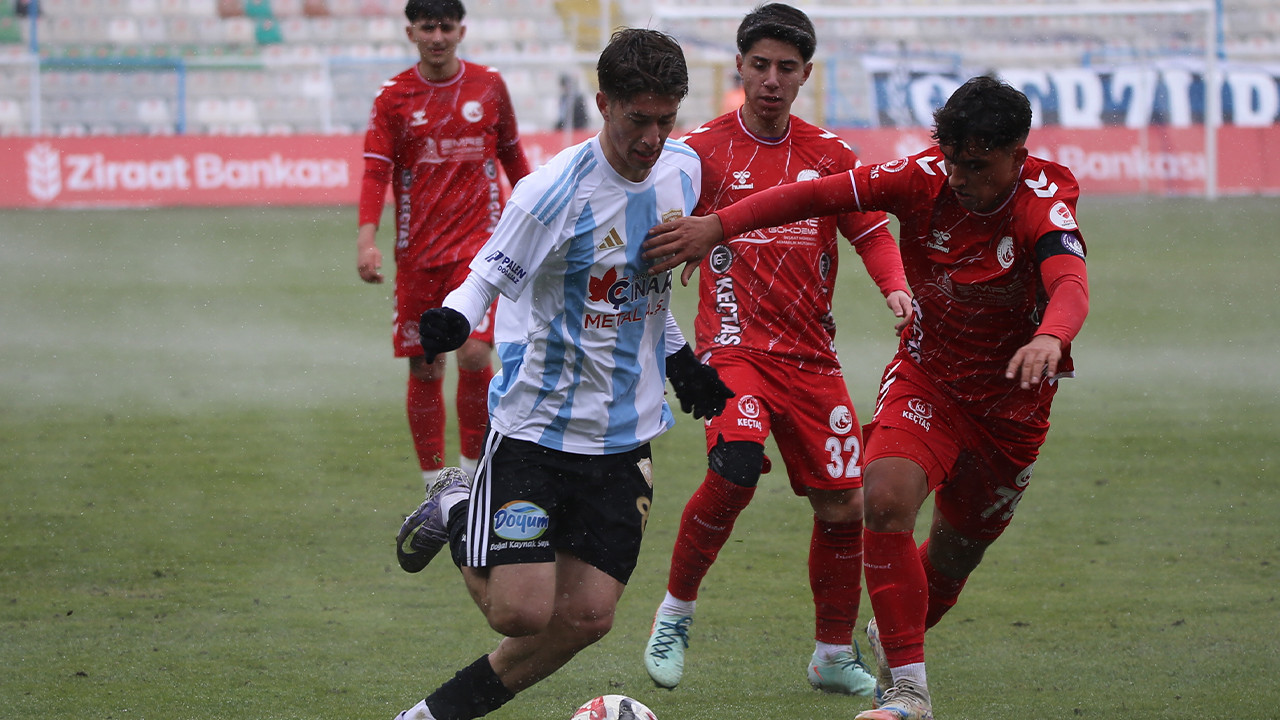 Erzurumspor geriden gelerek Keçiörengücü'nü 4-2 yendi