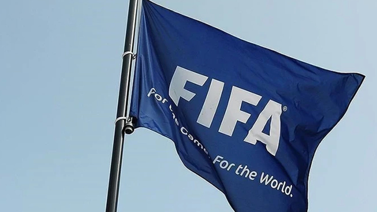 FIFA'dan Türk takımına ağır ceza: Kümede kalma savaşı veren Serikspor'a yasak geldi