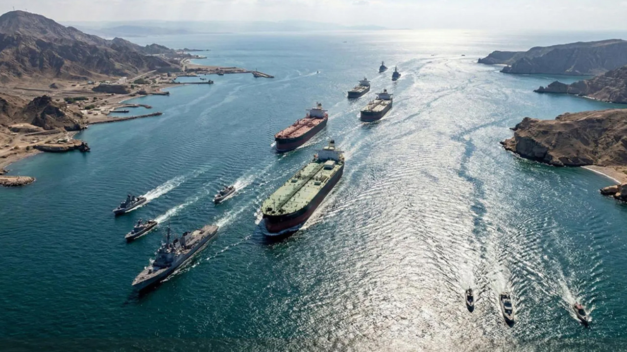 Hürmüz Boğazı’ndan geçmeye çalışan 10 tanker vuruldu: Devrim Muhafızları “Tamamen kontrolümüzde” dedi