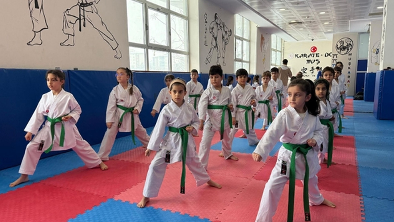 Muş’ta karate antrenmanları sürüyor