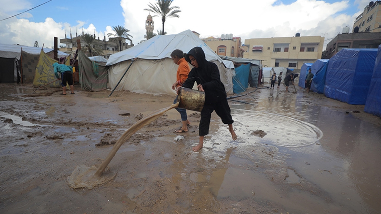 Ağır bilanço: 5 yılda 700 milyon kişi afetlerden etkilendi