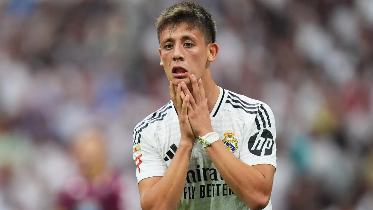 Arda Güler Real Madrid'i karıştırdı: 'O huyu' yüzünden takım arkadaşları cephe aldı