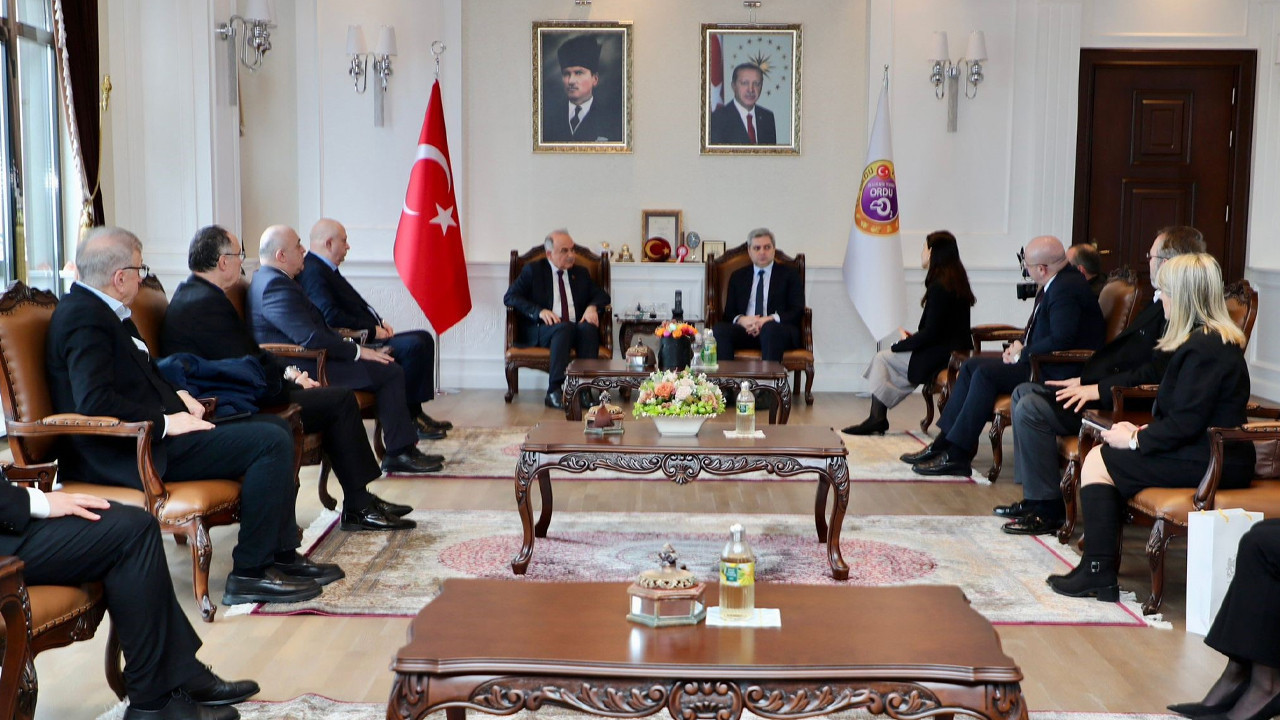 Gürcistan’ın Ankara Büyükelçisi Kalandia, Vali Erol’u ziyaret etti