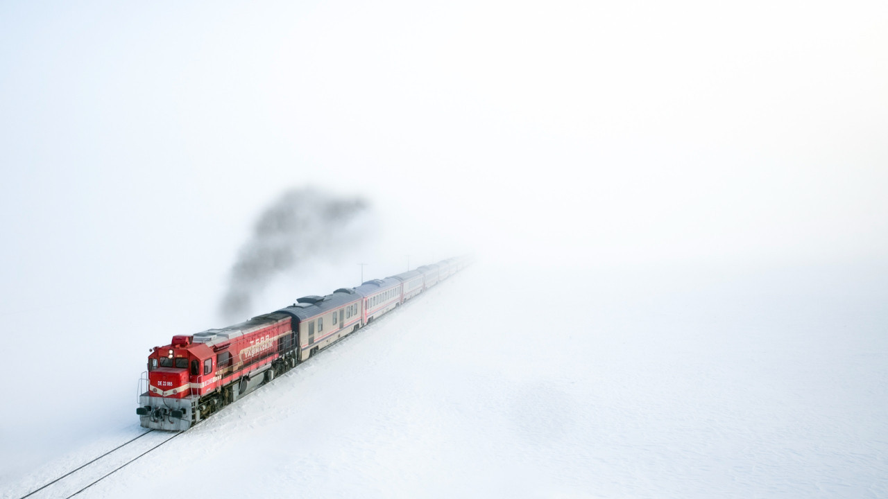 Karların içinde efsane yolculuk: Turistik Doğu Ekspresi sezonu tamamladı