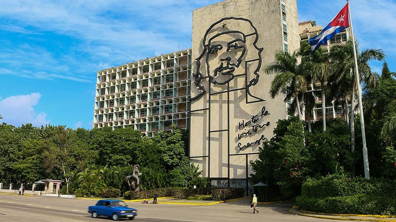 Küba ile Ekvador arasında diplomatik kriz